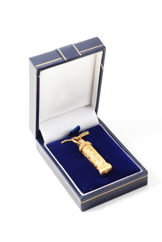 Gold plated canister