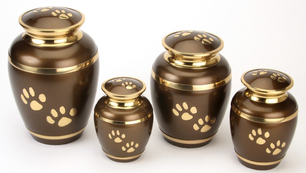 Pet Urn Rochester 8" high